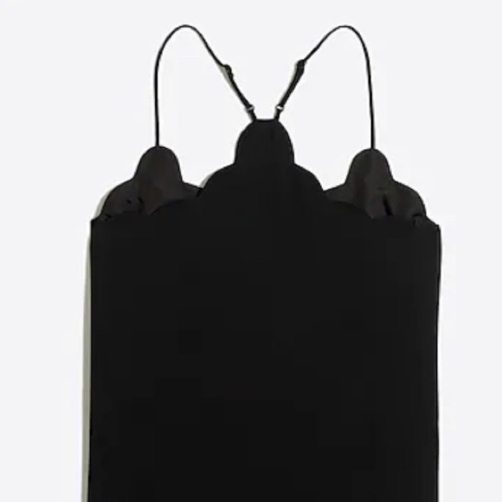 Scalloped tank - Picture 2 of 6